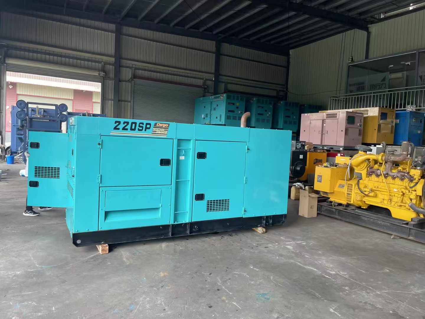天涯800kW 柴油发电机的输出电流波动范围是多少?