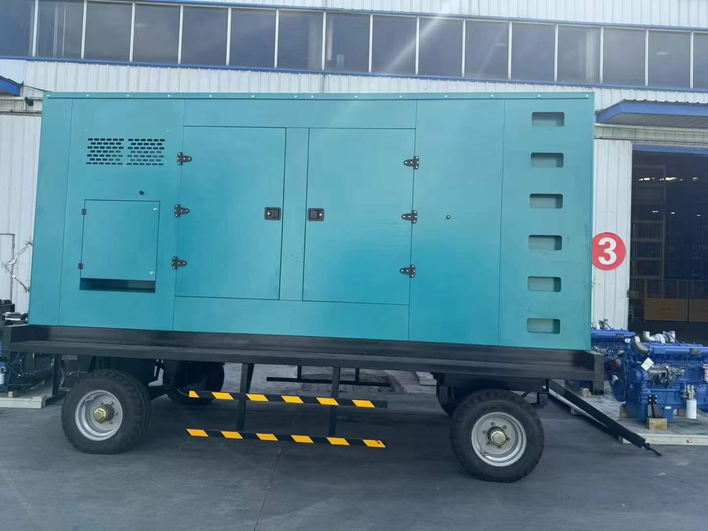 天涯2500KVA 负载启动电流大概是多少？