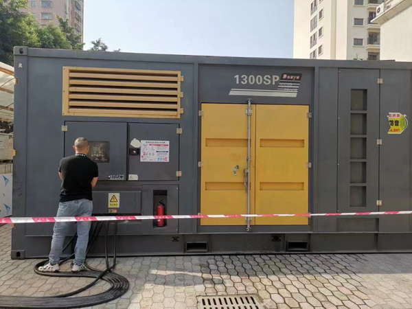 天涯500KW发电机组冬季应该配多大的启动电瓶？